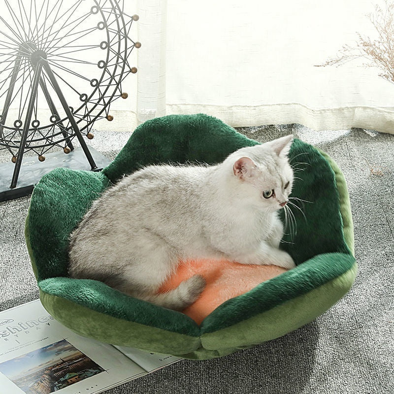 Cozy Four-Season Pet Bed for Dogs & Cats